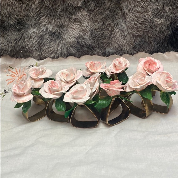 Elegant Pink Rose Napkin Rings- set of 12 - Picture 1 of 16
